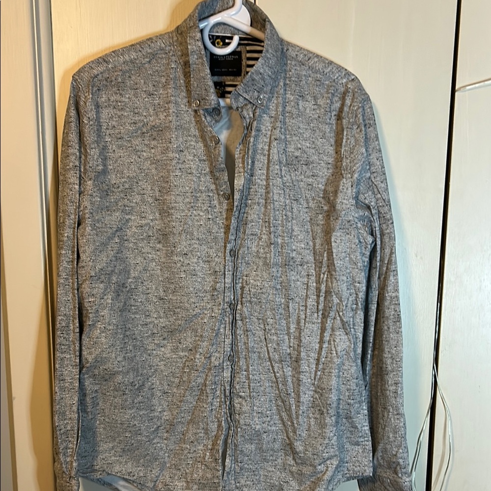 Denim & Flower Gray Casual Button Down Shirt with Versatile Style